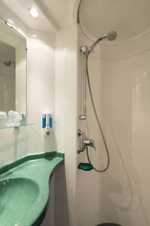 Imagen de la habitación del Hotel Brit Confort Marvejols. Foto 6