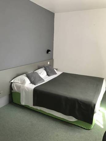 Imagen de la habitación del Hotel Brit Confort Marvejols. Foto 11