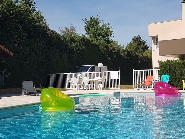 Imagen de la piscina del Hotel Brit Dak'h&ocirc;tel. Foto 18