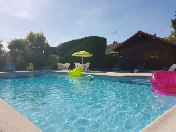 Imagen de la piscina del Hotel Brit Dak'h&ocirc;tel. Foto 19