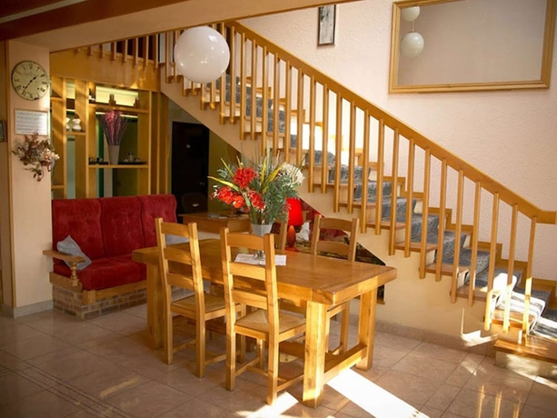 Imagen de los interiores del Hotel Brit Dak'h&ocirc;tel. Foto 15