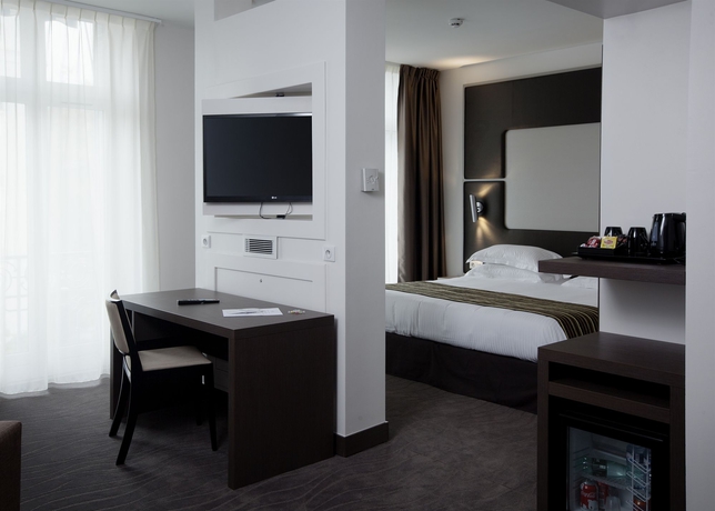 Imagen de la habitación del Hotel Brit De Grignan. Foto 9