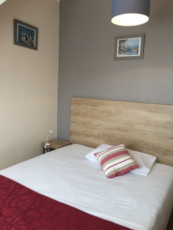 Imagen de la habitación del Hotel Brit Des Halles. Foto 5