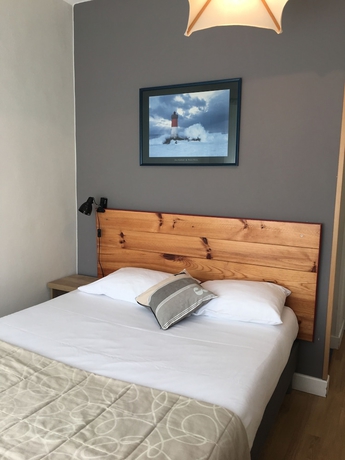Imagen de la habitación del Hotel Brit Des Halles. Foto 14