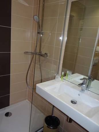 Imagen de la habitación del Hotel Brit Dieppe. Foto 10