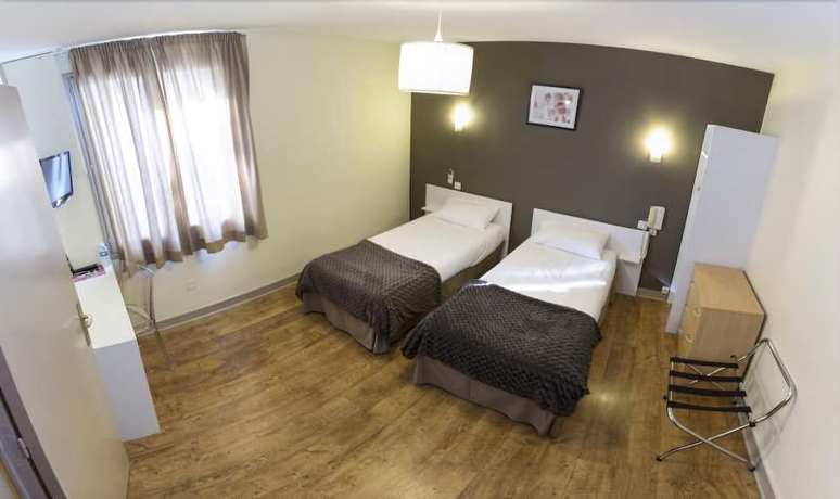 Imagen de la habitación del Hotel Brit Du Parc Niort Centre - Parking Gratuit. Foto 6