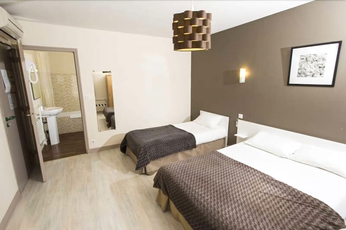 Imagen de la habitación del Hotel Brit Du Parc Niort Centre - Parking Gratuit. Foto 10