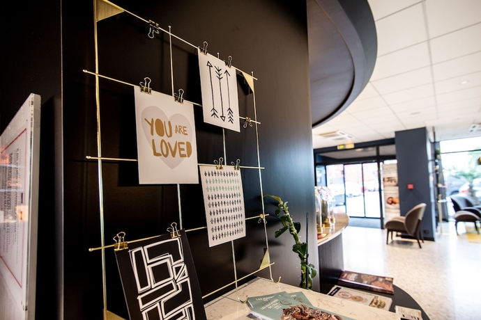 Imagen de los interiores del Hotel Brit Du Stade. Foto 14