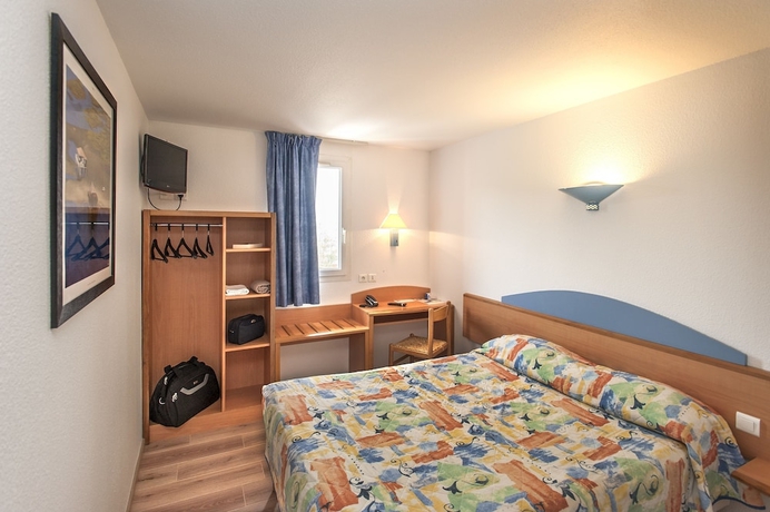 Imagen de la habitación del Hotel Brit Essentiel Millau. Foto 6