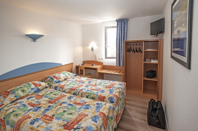 Imagen de la habitación del Hotel Brit Essentiel Millau. Foto 10