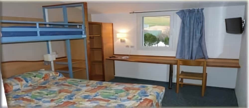 Imagen de la habitación del Hotel Brit Essentiel Millau. Foto 12