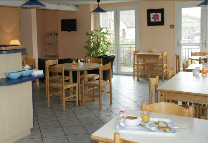 Imagen del bar/restaurante del Hotel Brit Essentiel St Flour. Foto 4