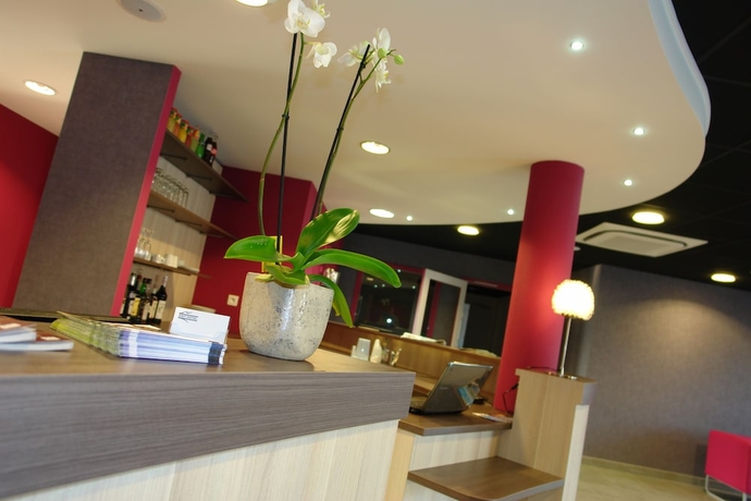 Imagen de los interiores del Hotel Brit Fleur De Rhuys. Foto 18