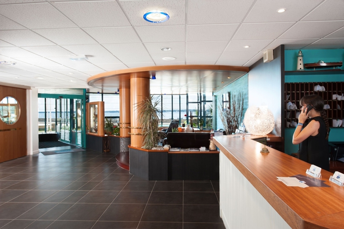 Imagen de los interiores del Hotel Brit Hôtel De L'océan. Foto 19