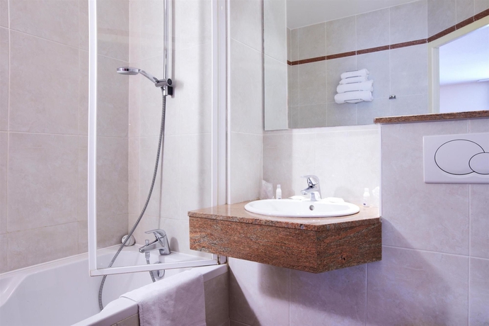 Imagen de la habitación del Hotel Brit Hotel Confort N&icirc;mes Ouest. Foto 3