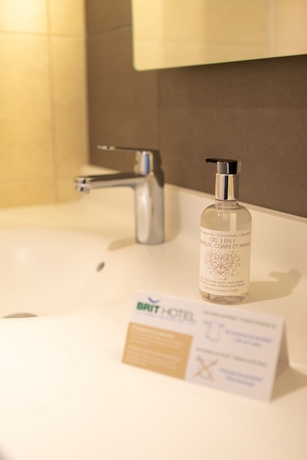 Imagen de la habitación del Hotel Brit Hotel De L'Hippodrome - Ploermel. Foto 12