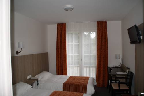 Imagen de la habitación del Hotel Brit Hotel Kara Sainte Anne d'Auray. Foto 10