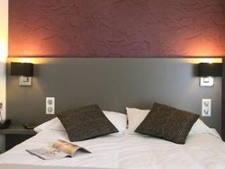 Imagen general del Hotel Brit Hotel Le Kerotel. Foto 7