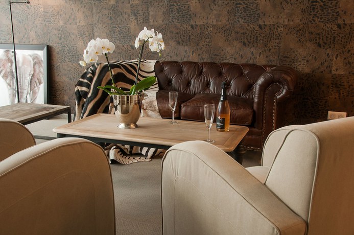 Imagen de los interiores del Hotel Brit Hotel Lodge. Foto 18