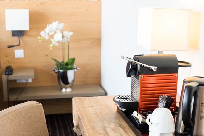 Imagen de la habitación del Hotel Brit Hotel Lodge. Foto 14