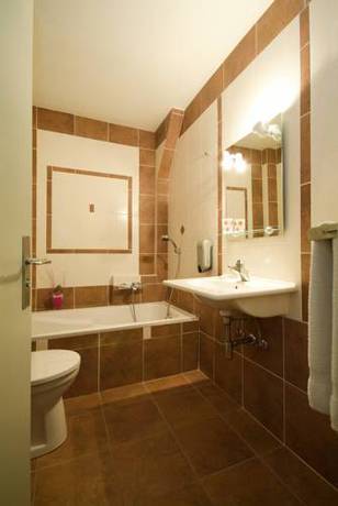 Imagen de la habitación del Hotel Brit Hotel, Spa & Restaurant - Colmar Est. Foto 14