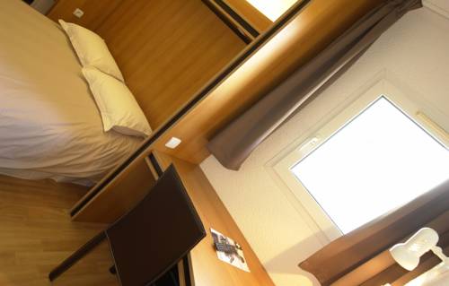 Imagen de la habitación del Hotel Brit La Bonne Etape. Foto 16