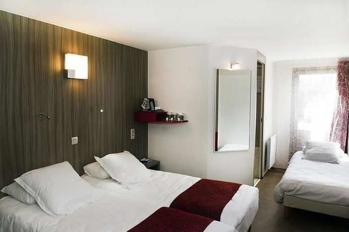 Imagen de la habitación del Hotel Brit La Ferte Bernard. Foto 5