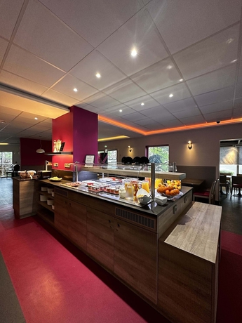 Imagen del bar/restaurante del Hotel Brit La Ferté Sous Jouarre. Foto 3