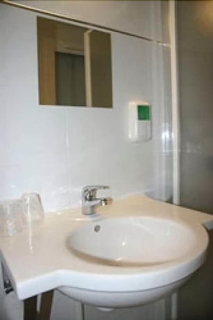 Imagen de la habitación del Hotel Brit La Rochelle Périgny. Foto 13