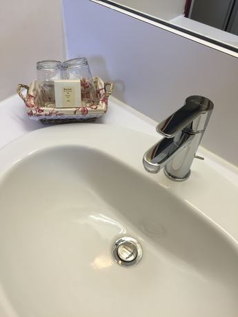 Imagen de la habitación del Hotel Brit Le Branhoc. Foto 13