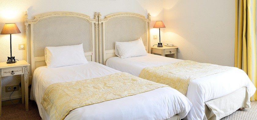 Imagen de la habitación del Hotel Brit Le Clos Saint Martin. Foto 4