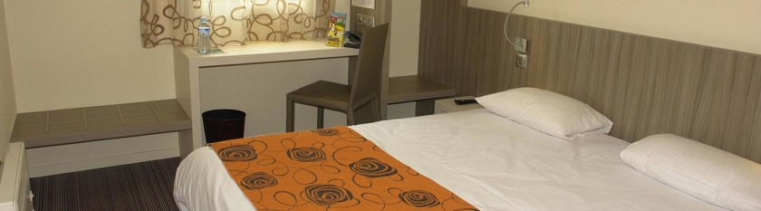 Imagen de la habitación del Hotel Brit Le Cottage. Foto 9