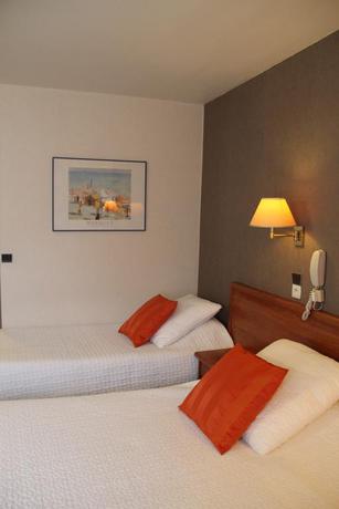 Imagen de la habitación del Hotel Brit Le Cygne. Foto 5