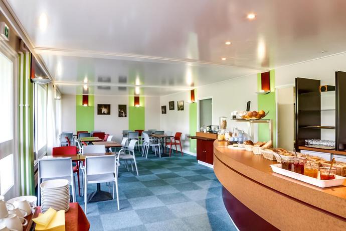 Imagen de los interiores del Hotel Brit Le Parc Vichy. Foto 6