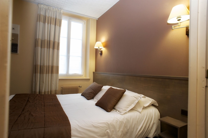 Imagen de la habitación del Hotel Brit Le Surcouf. Foto 12