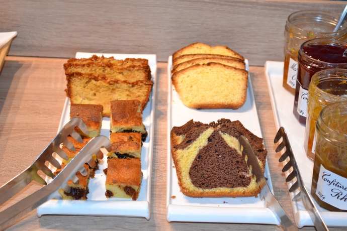 Imagen del bar/restaurante del Hotel Brit Les Alizés. Foto 3