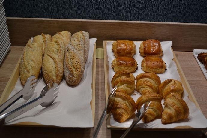 Imagen del bar/restaurante del Hotel Brit Les Alizés. Foto 7