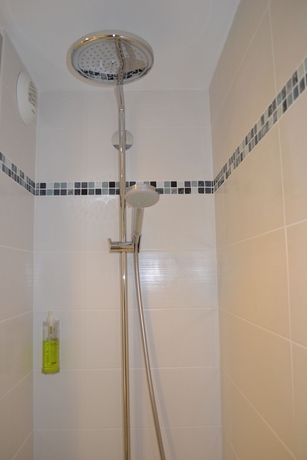 Imagen de la habitación del Hotel Brit Les Alizés. Foto 15