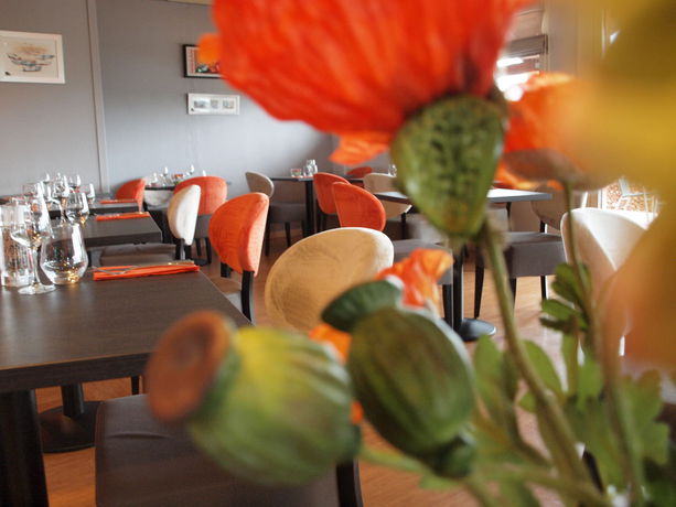 Imagen de los interiores del Hotel Brit Les Evens. Foto 12