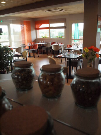 Imagen general del Hotel Brit Les Evens. Foto 3