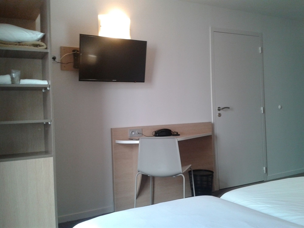 Imagen de la habitación del Hotel Brit Mâcon Centre Gare. Foto 7