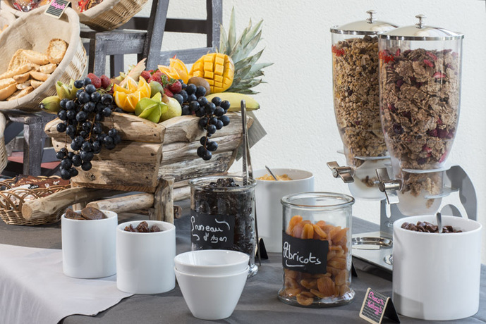 Imagen general del Hotel Brit Nantes Beaujoire - L'amandine. Foto 5