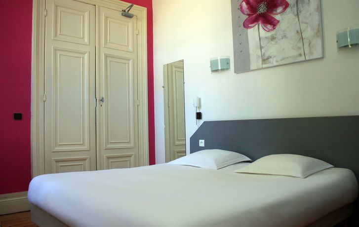 Imagen de la habitación del Hotel Brit Notre Dame. Foto 9