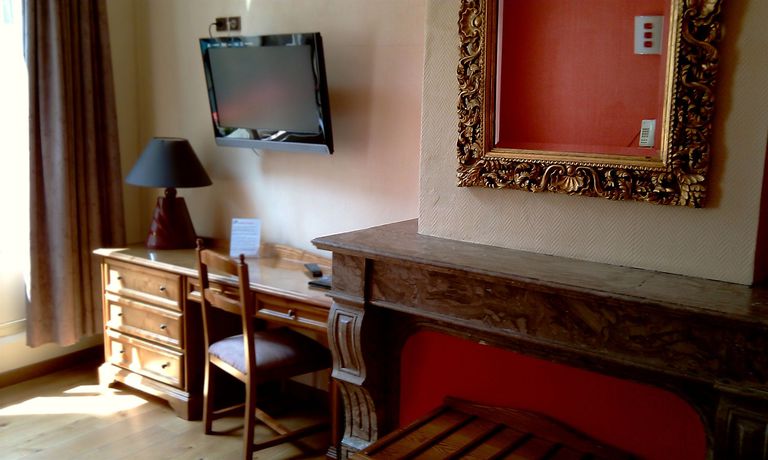 Imagen de la habitación del Hotel Brit Notre Dame. Foto 11