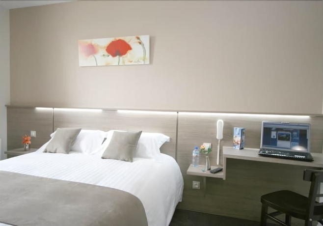 Imagen de la habitación del Hotel Brit Piscine and Spa - Fougères. Foto 11