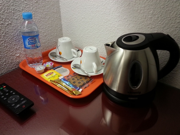 Imagen de la habitación del Hotel Brit Porte D’espagne. Foto 10