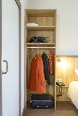 Imagen de la habitación del Hotel Brit Reims Croix Blandin. Foto 10
