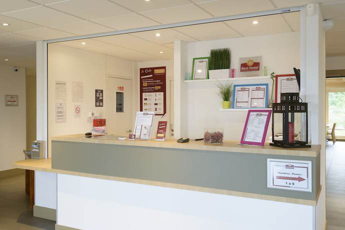 Imagen de los interiores del Hotel Brit Reims Croix Blandin. Foto 20