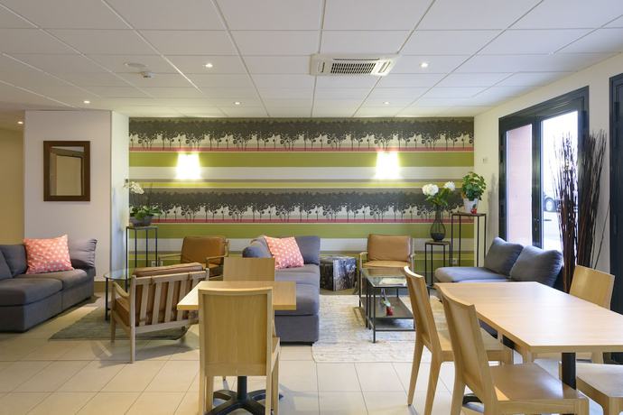Imagen del bar/restaurante del Hotel Brit Reims Croix Blandin. Foto 4