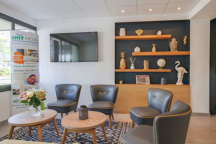 Imagen de los interiores del Hotel Brit Reims la Neuvillette. Foto 12